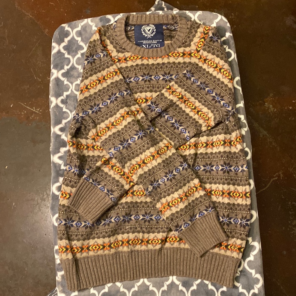 American Eagle Sweater